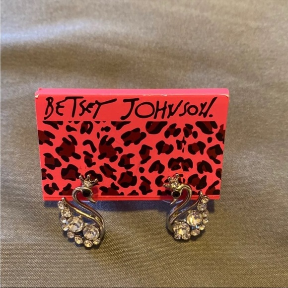 BJ Swan Earrings - Picture 1 of 2